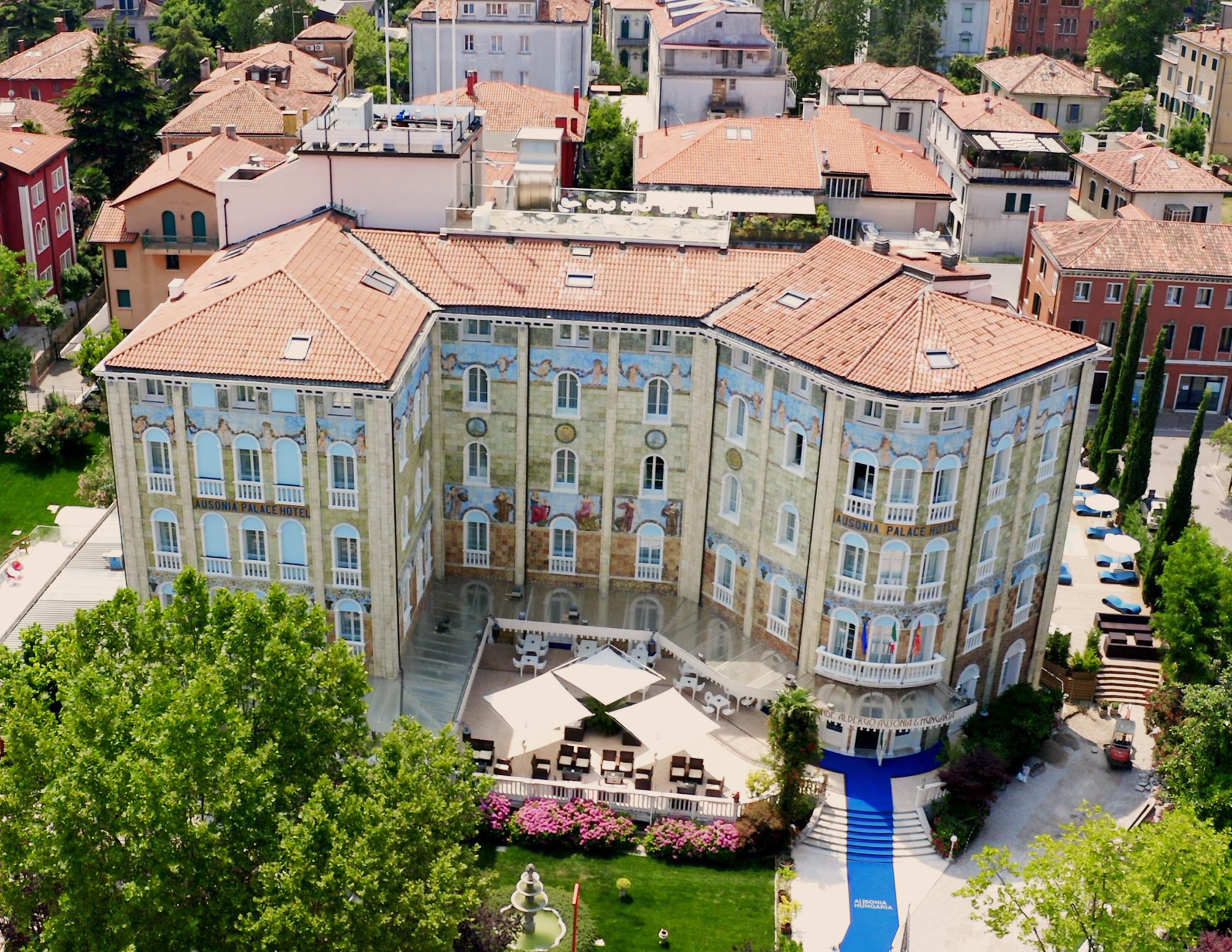 Hungaria 1
